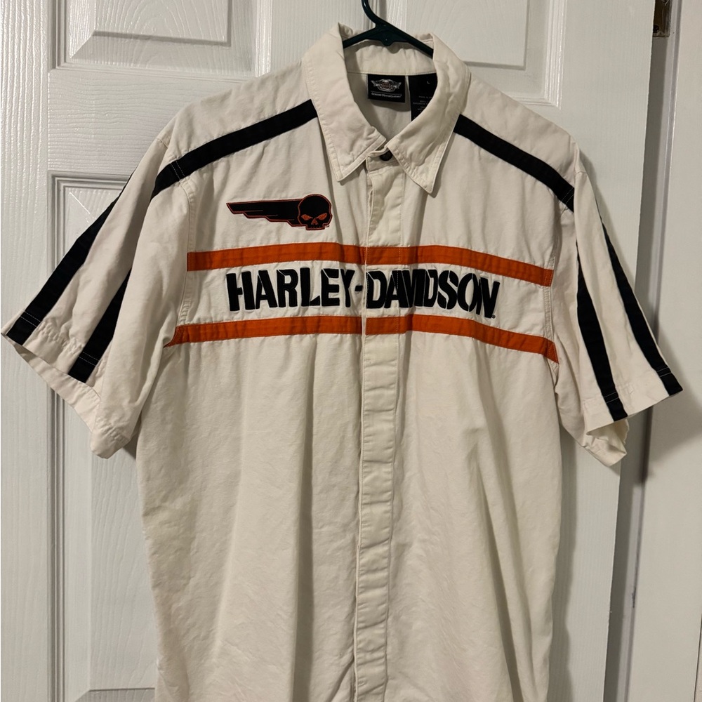 Harley-Davidson Men's Casual Shirt with Black and Orange Stripes